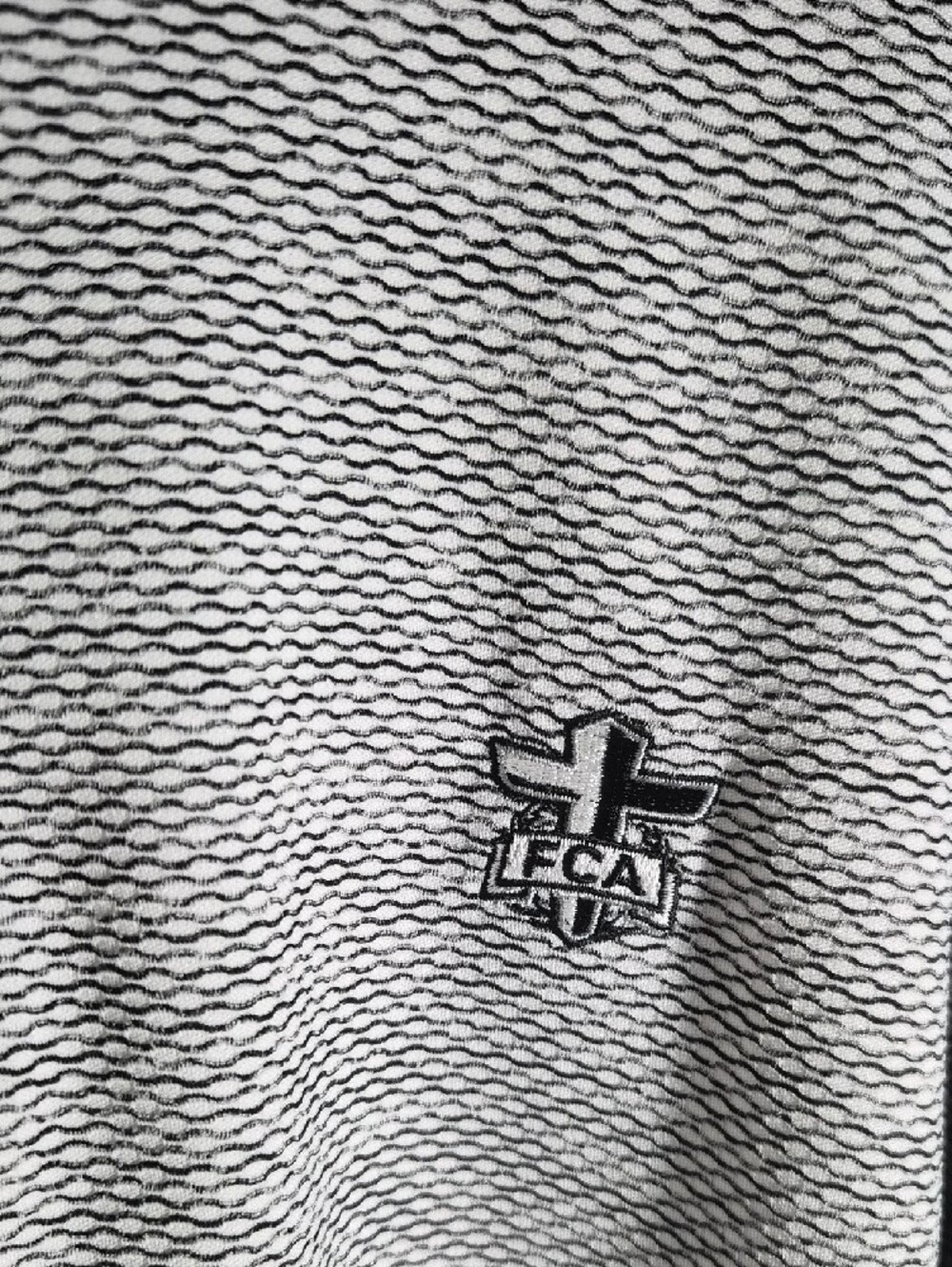Columbia Men's Light Gray Quarter-Zip Performance Top - Picture 4 of 9
